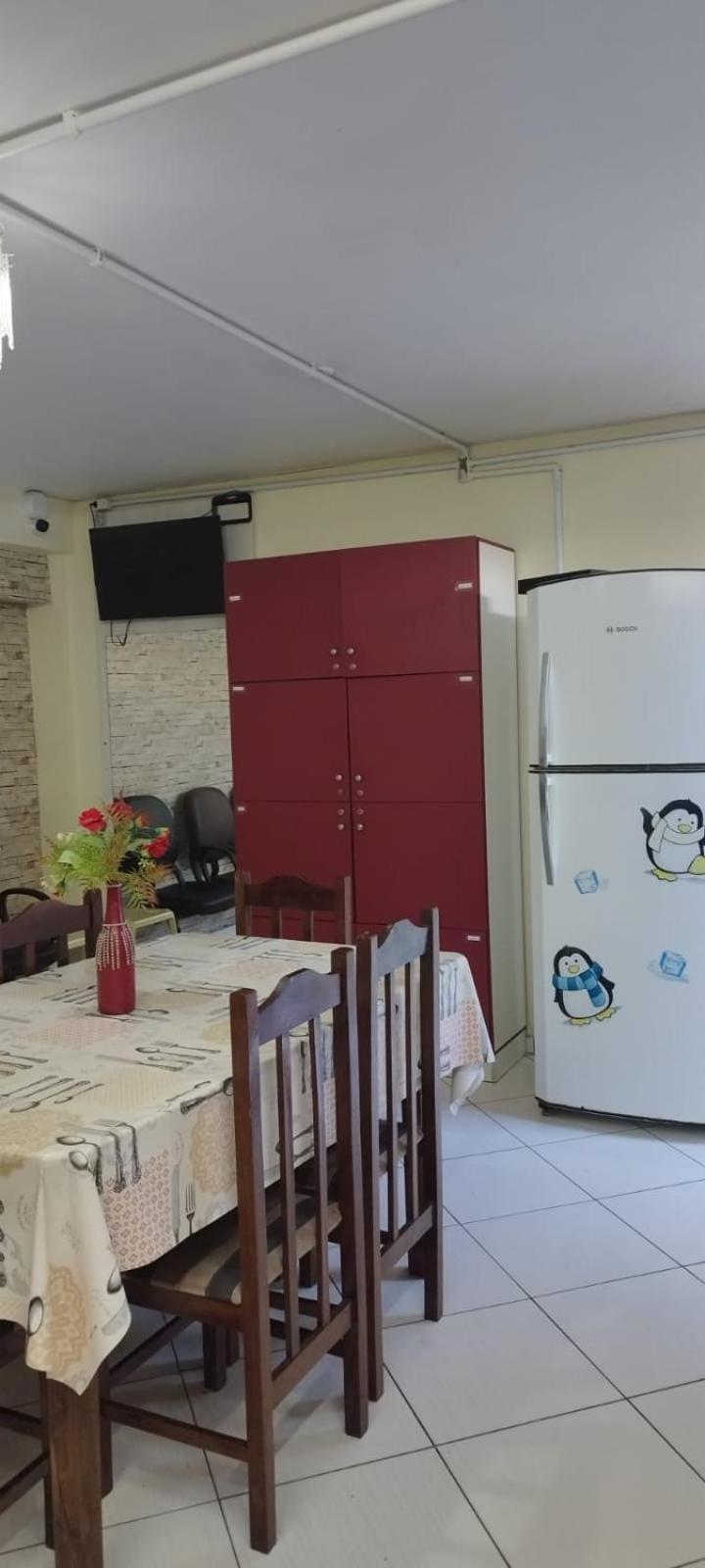 Hostel Em Brusque - Para Quem Busca Economia - Otima Localizacao Dış mekan fotoğraf